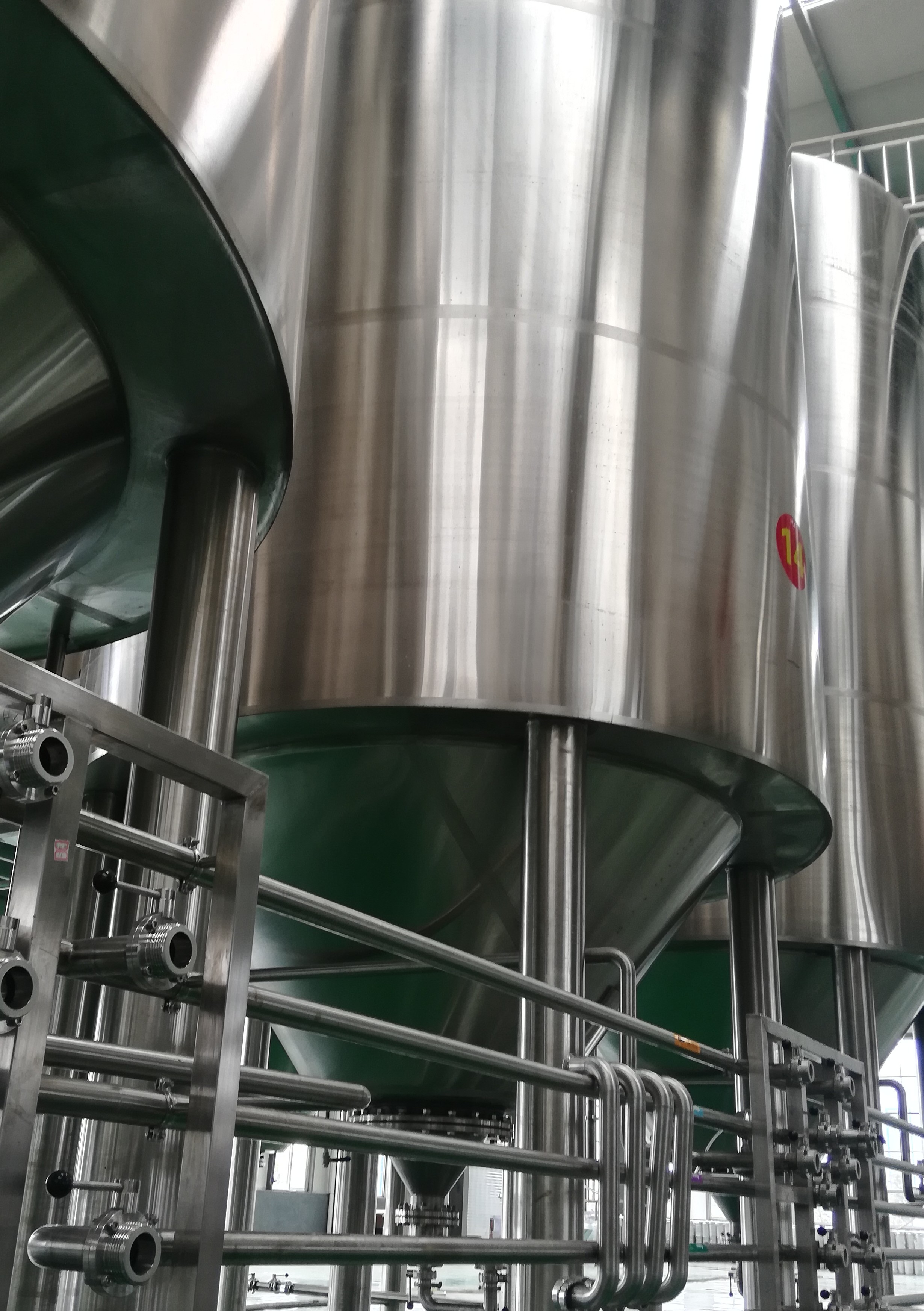 Auto/Manual convenient professional Industrial beer brewing equipment of SUS304 316 from China W1